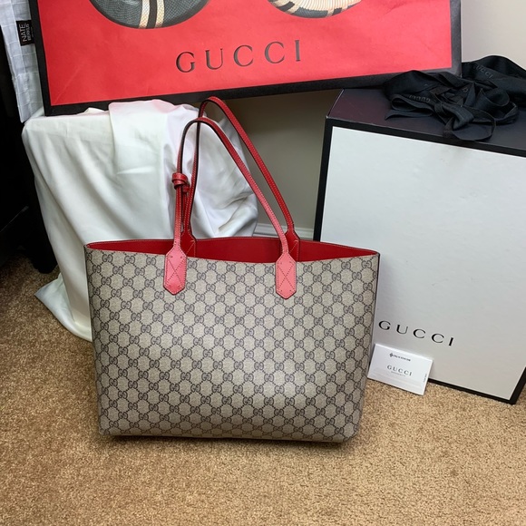 gucci red reversible tote